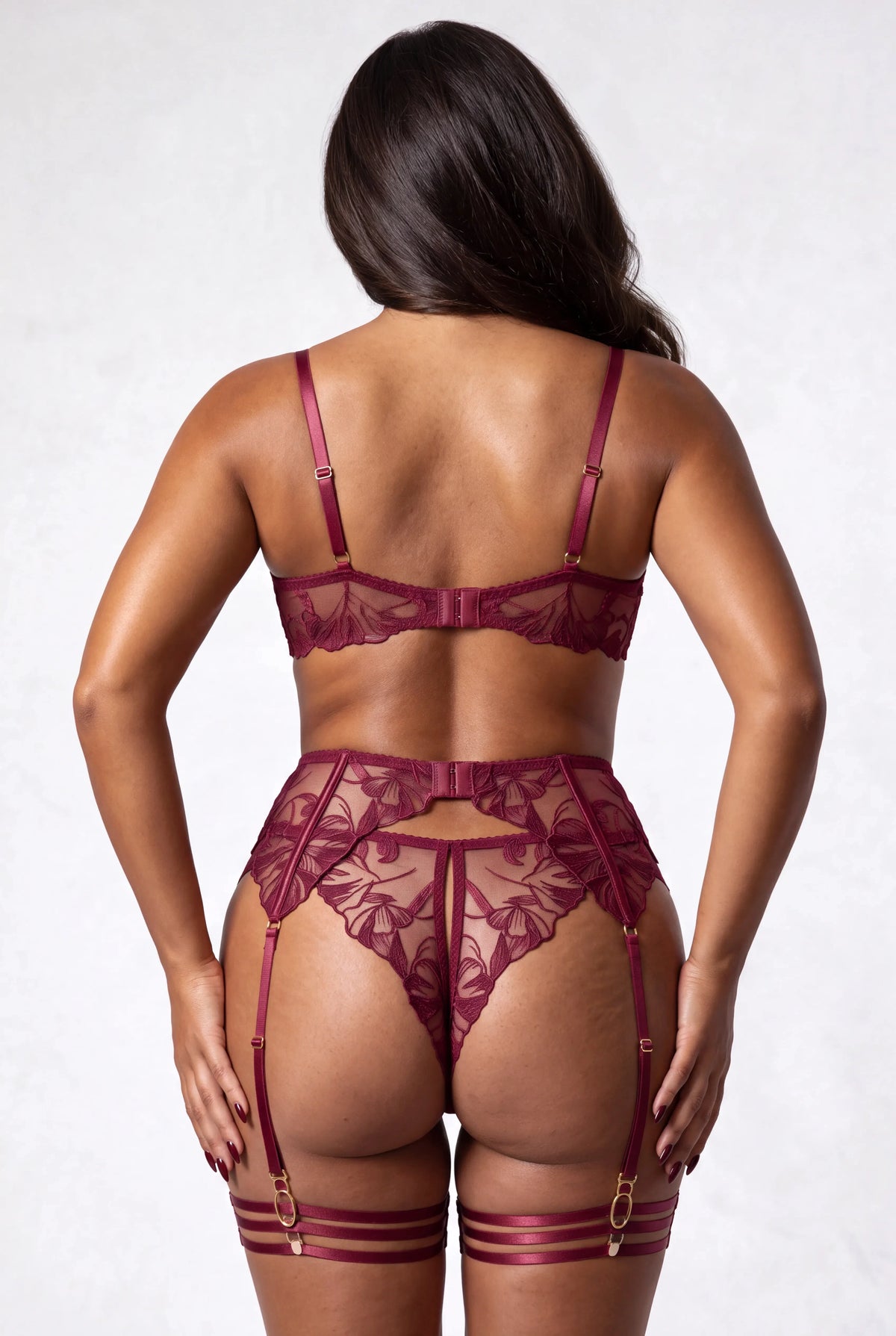 Four-piece lingerie set with thigh straps and gloves - FLAME Bordeaux